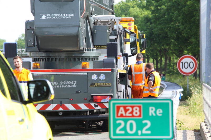 Afrit afgesloten door defecte vrachtwagen
