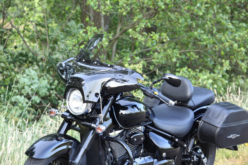 Wielrenners gewond na botsing met motorrijders