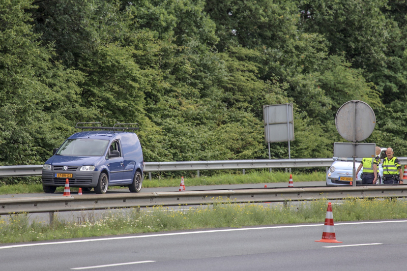 Rijbaan afgesloten na ernstig ongeval