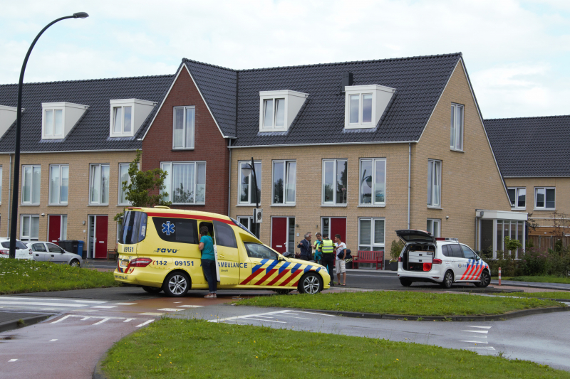 Kop-staartbotsing op rotonde