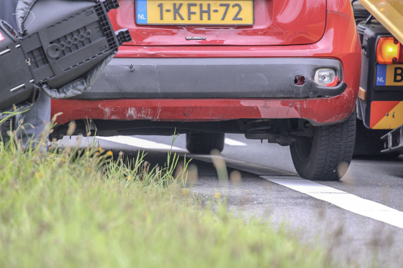 Flinke schade bij kop-staartbotsing