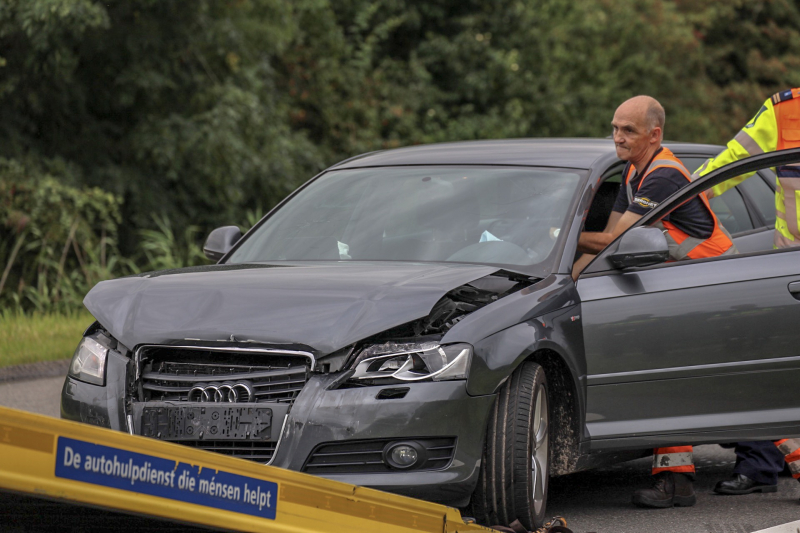 Flinke schade bij kop-staartbotsing