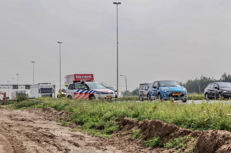 Schade na aanrijding tussen twee voertuigen