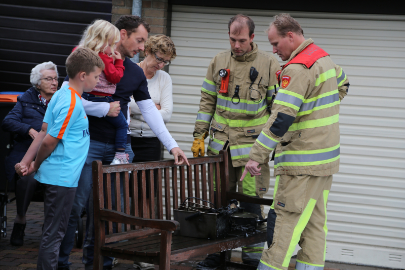 Veel rook na ongelukje met frituurpan