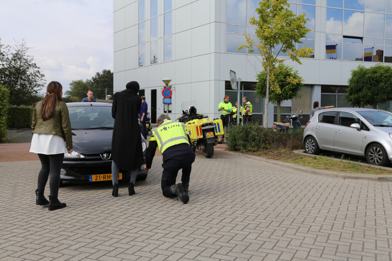 Scooterrijder aangereden door auto