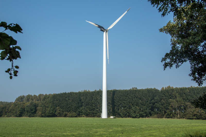 Monteurs gewond bij brand in windmolen
