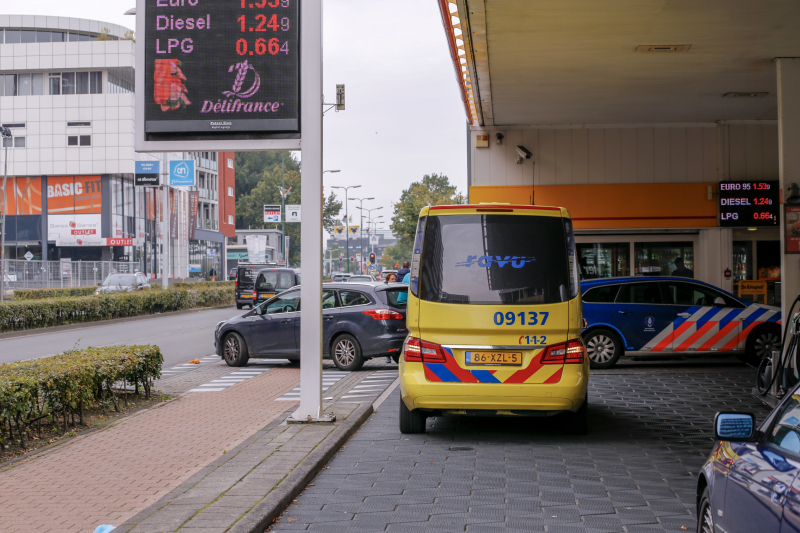 Fietsster aangereden door auto