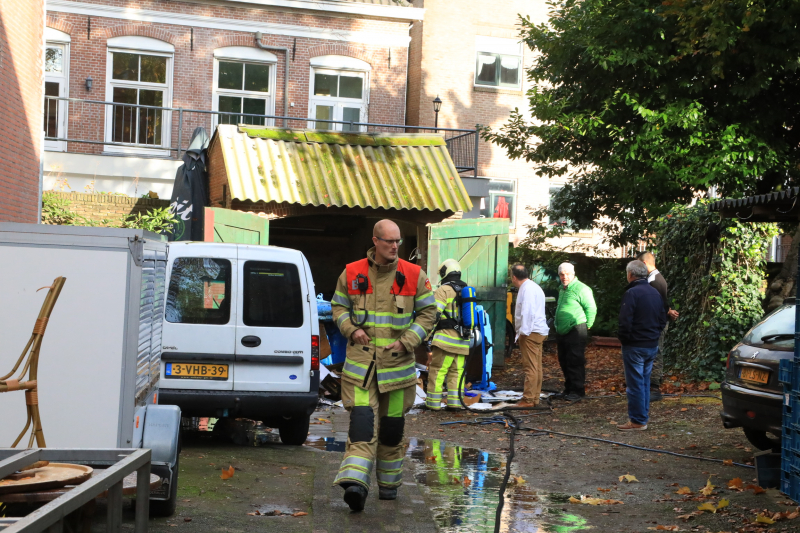 Papiercontainer vat vlam