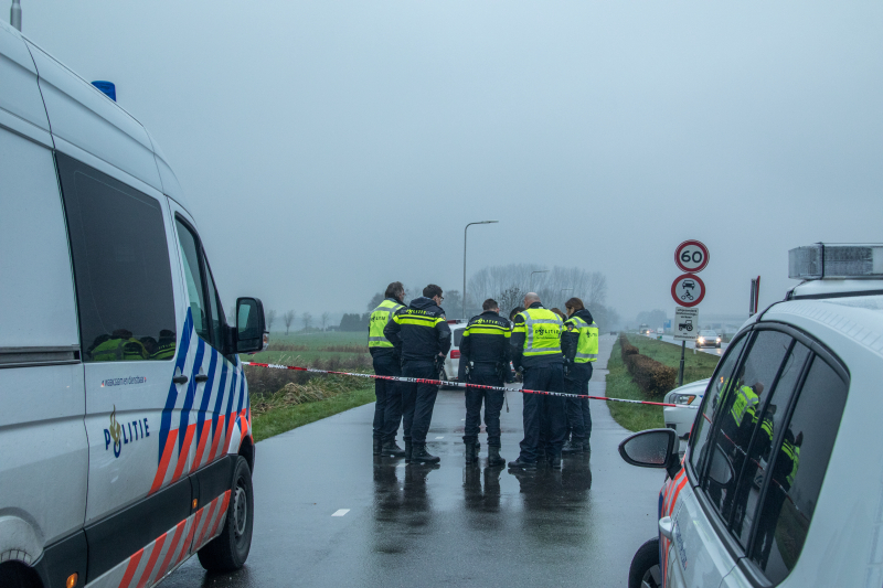 Brommobiel te water bestuurder overleden