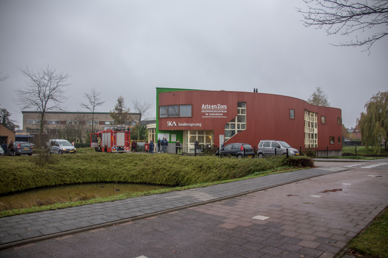 Kinderdagverblijf ontruimd na vreemde lucht