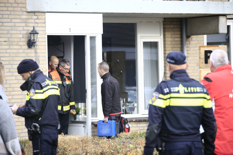 Bewoner en baby onwel bij vreemde lucht