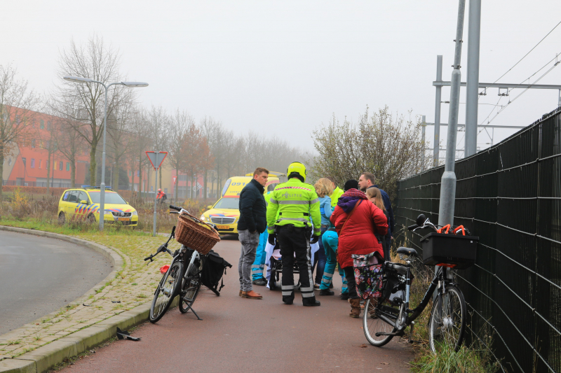 Fietsster ernstig gewond na valpartij