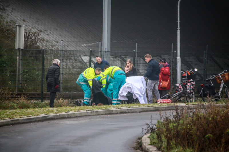 Fietsster ernstig gewond na valpartij