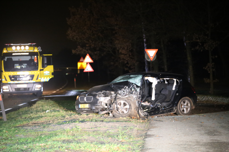 Enorme ravage na frontale aanrijding