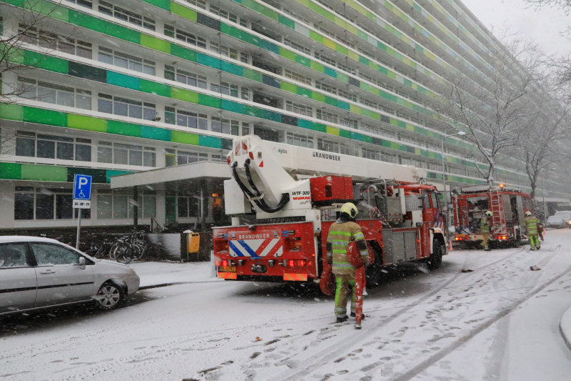 Veel rookontwikkeling bij matrassenbrand