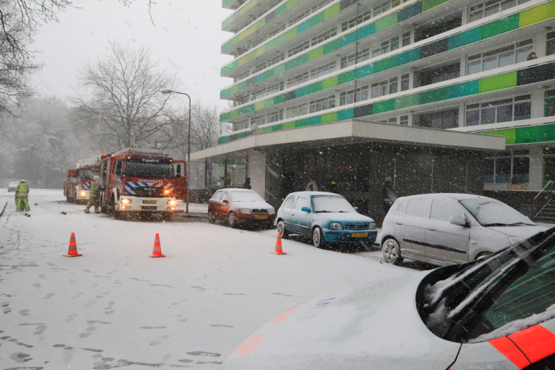 Veel rookontwikkeling bij matrassenbrand