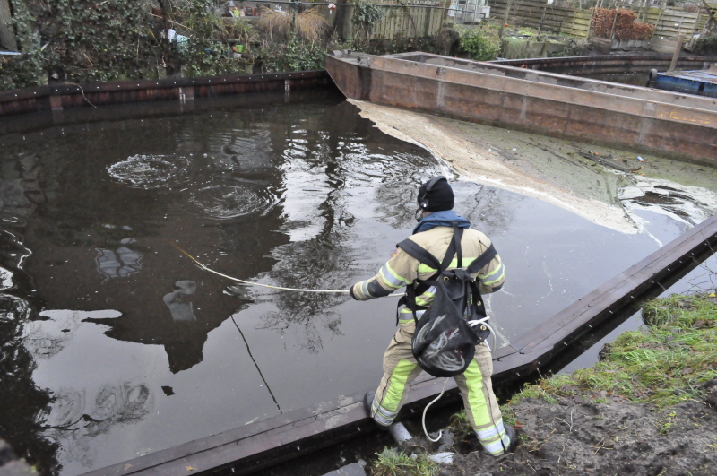 Duikers zoeken naar gedumpte sieraden na inbraak jonge (14) nep Kika-collectanten