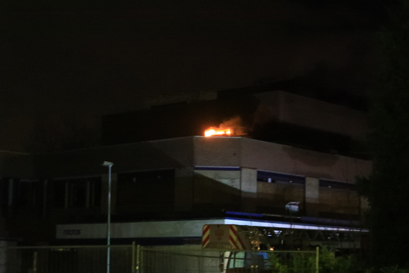 Slooppand in lichterlaaie