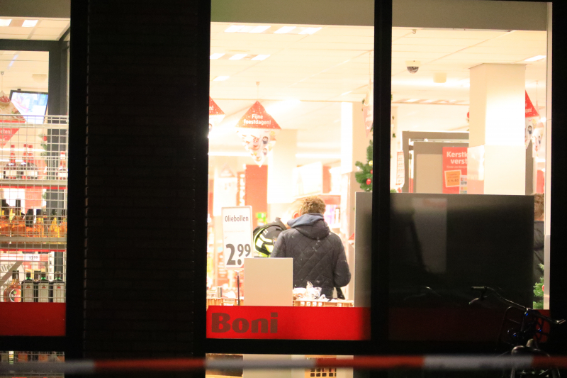 17-jarige kassamedewerker geslagen met wapen bij overval op Boni supermarkt