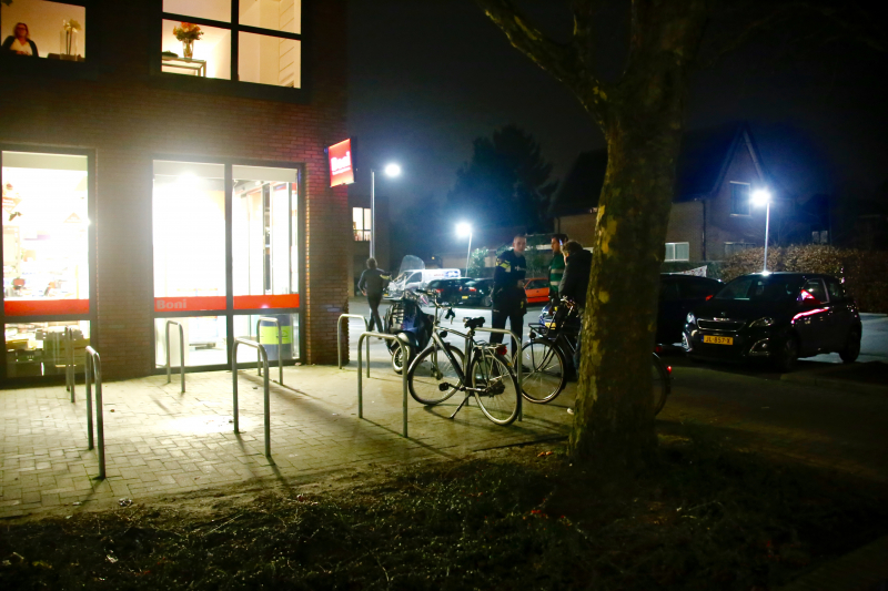 17-jarige kassamedewerker geslagen met wapen bij overval op Boni supermarkt