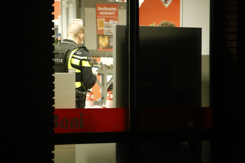 17-jarige kassamedewerker geslagen met wapen bij overval op Boni supermarkt