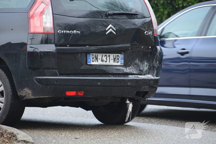 Gewonde bij forse aanrijding