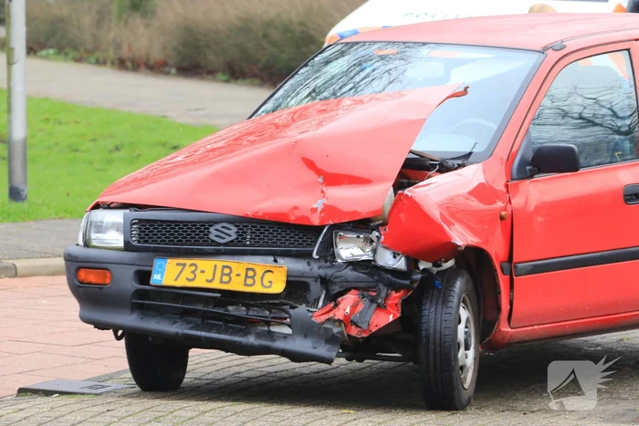 Gewonde bij forse aanrijding