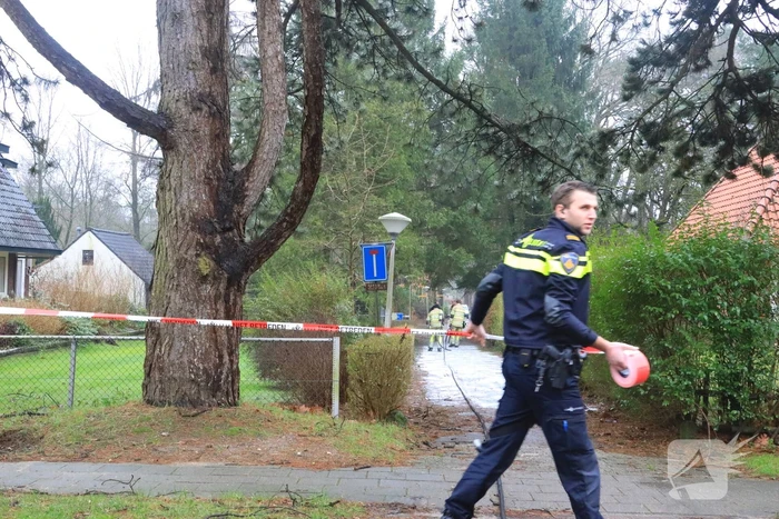 Brandweer opzoek naar gaslek