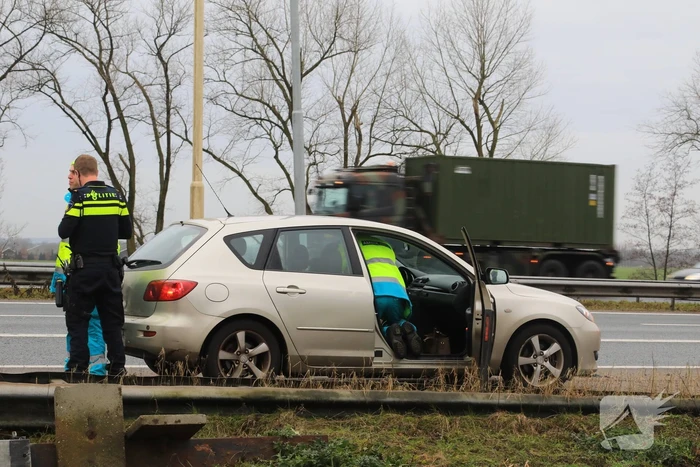 Bestuurster flink geschrokken na kop-staartaanrijding