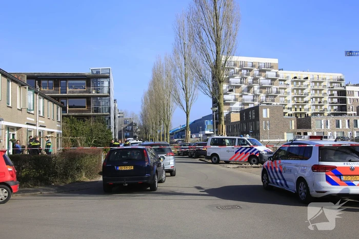 Politie-onderzoek na overleden persoon in woning