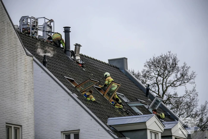 Brandweer druk met schoorsteenbrand