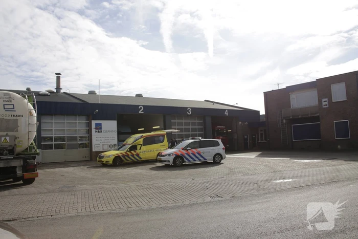 Persoon gewond bij bedrijfsongeval