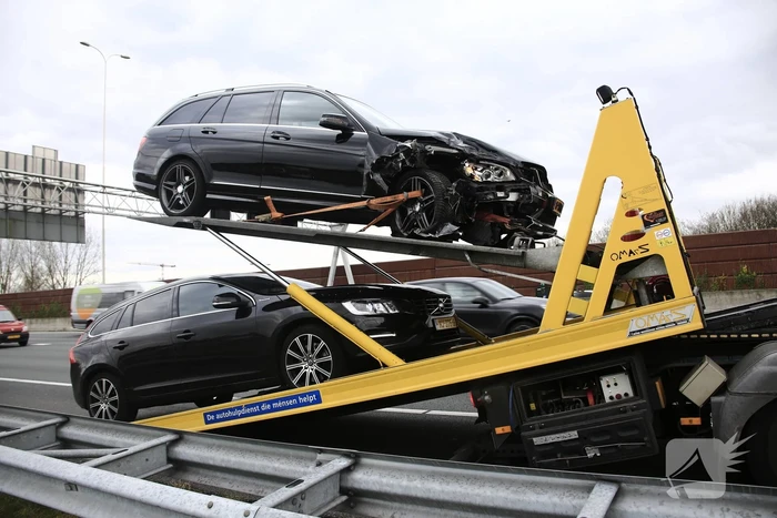 Flinke schade bij kop-staartbotsing