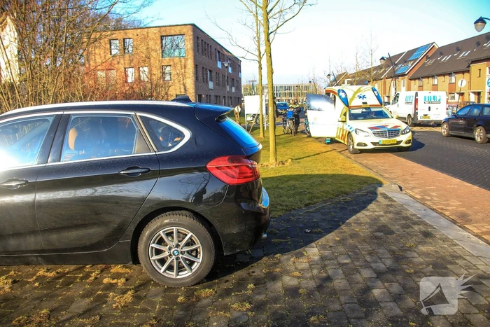 Fietser gewond na botsing met auto