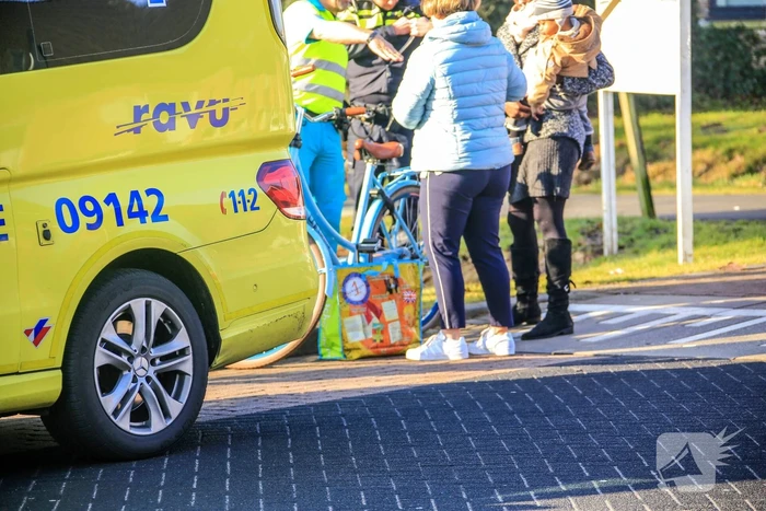 Fietser gewond na botsing met auto
