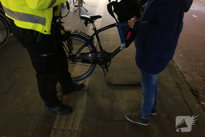 Fietsers botsen in fietstunnel