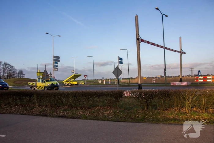 Herstelwerkzaamheden na aanrijding met hoogtebalk