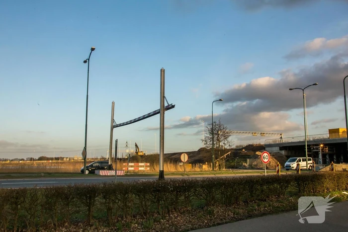 Herstelwerkzaamheden na aanrijding met hoogtebalk