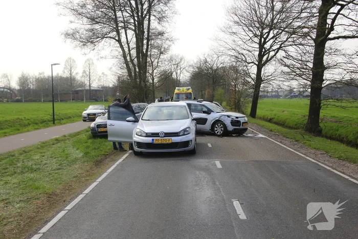 Keerende tractor zorgt voor flink ongeval