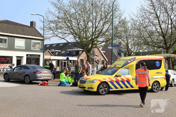 Scooterrijder gewond na botsing met auto