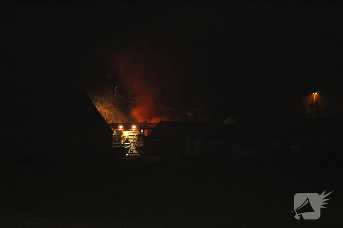 Uitslaande brand verwoest schuur