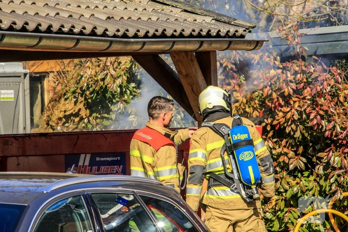 Veel rook bij containerbrand