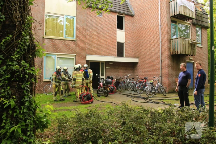 Flat ontruimd na brandstichting