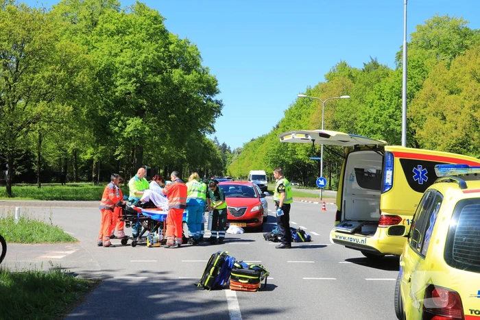 Motorrijder zwaar gewond bij kop-staartbotsing