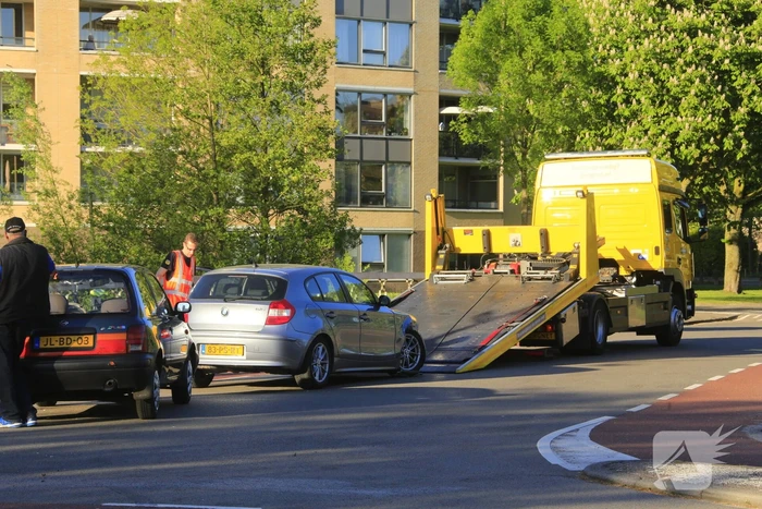 Flinke schade bij ongeval op kruising