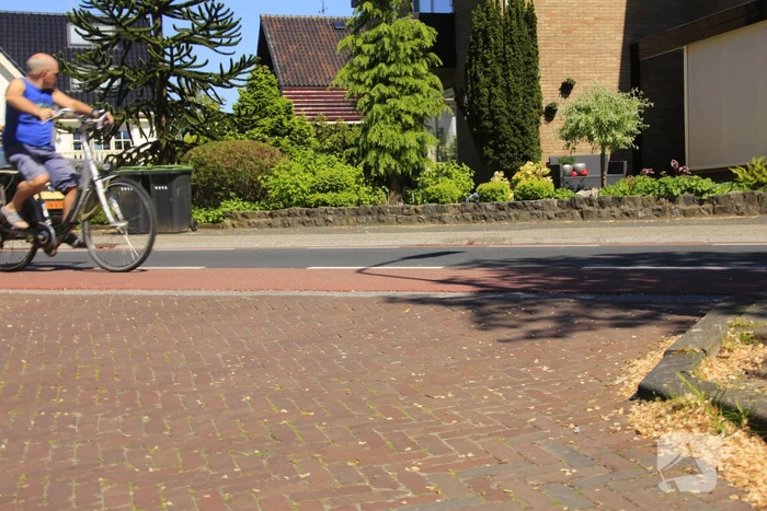 Scootmobieler valt na uitwijkmanoevre