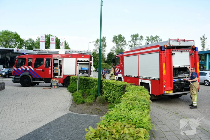 Gesprongen waterleiding zet kantoor blank