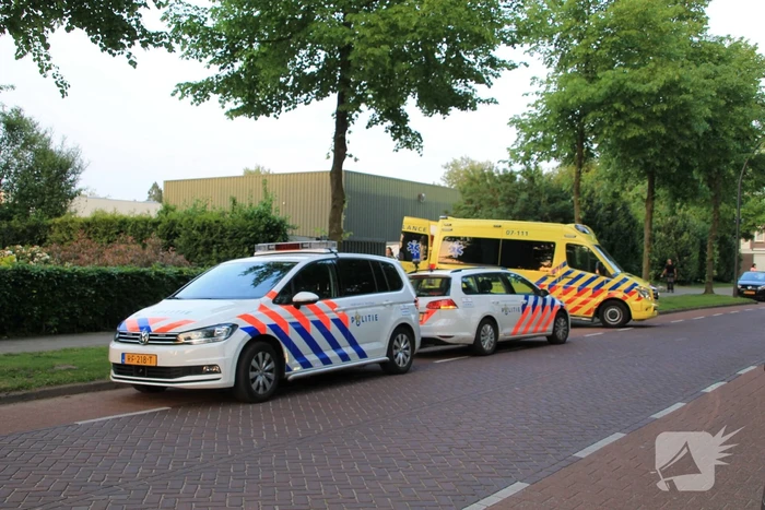 Man aangehouden en gewond naar ziekenhuis
