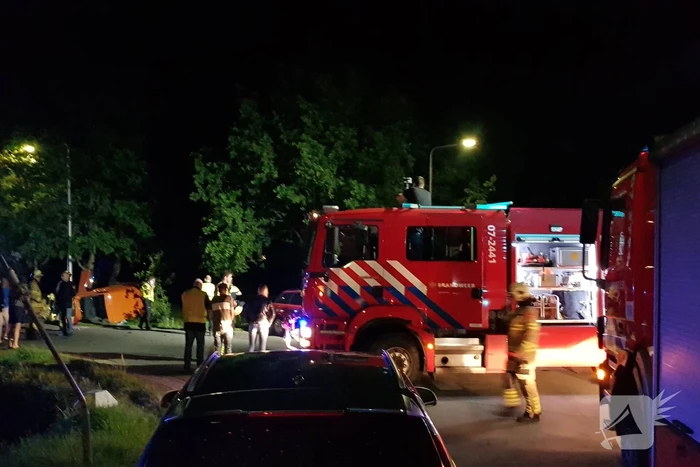 Gewonde bij aanrijding tussen bestelwagen en auto