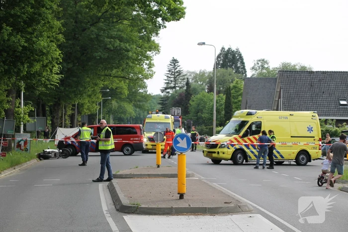 UPDATE: Tienermeisje op fiets overleden na aanrijding met motor